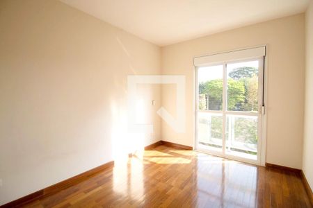 Casa de condomínio à venda com 340m², 4 quartos e 4 vagas Casa de condomínio à venda com 340m², 4 quartos e 4 vagasSuíte 3