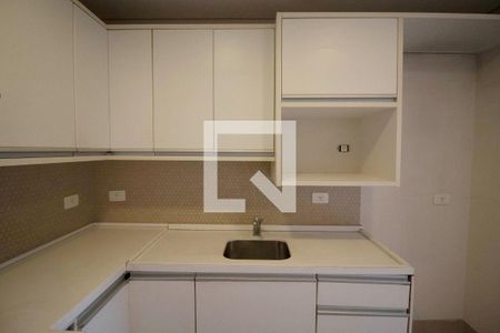 Casa de condomínio à venda com 340m², 4 quartos e 4 vagas Casa de condomínio à venda com 340m², 4 quartos e 4 vagasCozinha