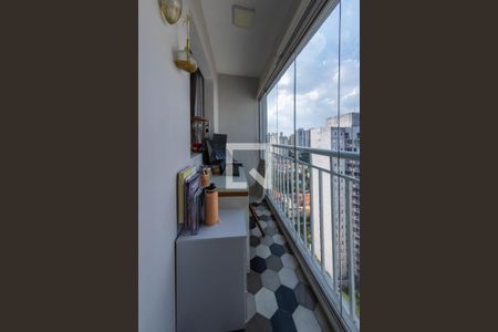 Apartamento à venda com 65m², 2 quartos e 1 vagaVaranda