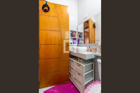 Casa à venda com 150m², 3 quartos e 2 vagasBanheiro