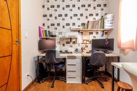 Casa à venda com 150m², 3 quartos e 2 vagasQuarto 2