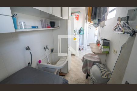 Apartamento à venda com 110m², 3 quartos e 1 vagaÁrea de serviço 