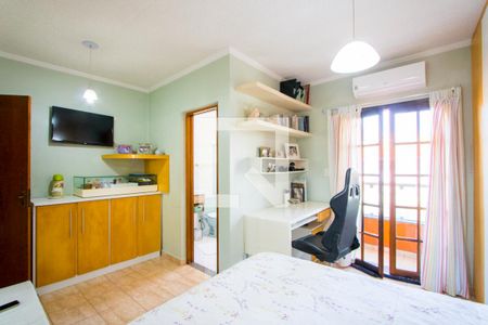 Casa à venda com 200m², 4 quartos e 4 vagas Casa à venda com 200m², 4 quartos e 4 vagasQuarto 3 - Suíte