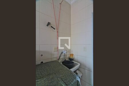 Casa à venda com 140m², 3 quartos e 4 vagas Casa à venda com 140m², 3 quartos e 4 vagasÁrea de Serviço