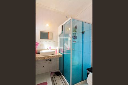 Casa à venda com 140m², 3 quartos e 4 vagas Casa à venda com 140m², 3 quartos e 4 vagasBanheiro