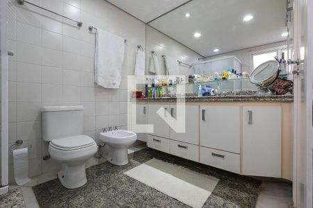 Apartamento à venda com 194m², 3 quartos e 4 vagasSuíte 1 - Banheiro