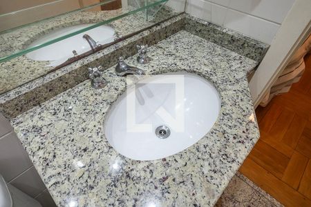 Apartamento à venda com 194m², 3 quartos e 4 vagasSuíte 3 - Banheiro