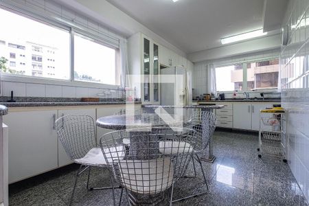 Apartamento à venda com 194m², 3 quartos e 4 vagasCozinha