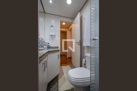 Apartamento à venda com 194m², 3 quartos e 4 vagasSuíte 2 - Banheiro