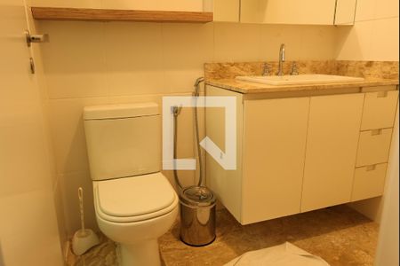 Apartamento à venda com 120m², 3 quartos e 2 vagas Apartamento à venda com 120m², 3 quartos e 2 vagasBanheiro da Suíte 2