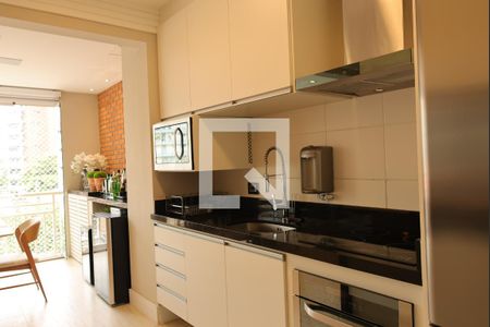 Apartamento à venda com 120m², 3 quartos e 2 vagas Apartamento à venda com 120m², 3 quartos e 2 vagasCozinha