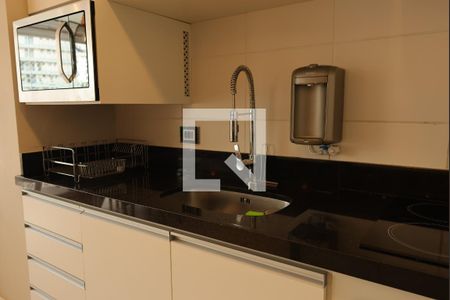 Apartamento à venda com 120m², 3 quartos e 2 vagas Apartamento à venda com 120m², 3 quartos e 2 vagasCozinha - Torneira