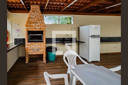Apartamento para alugar com 55m², 2 quartos e 1 vaga Apartamento para alugar com 55m², 2 quartos e 1 vagaÁrea comum - Churrasqueira