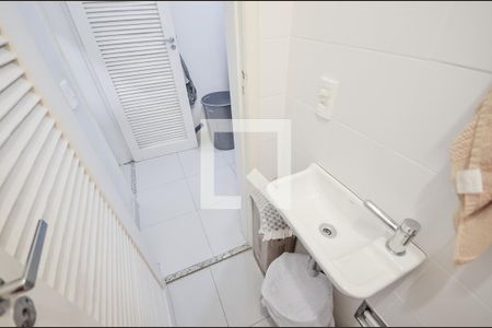Apartamento à venda com 125m², 3 quartos e 1 vagaBanheiro de Serviço