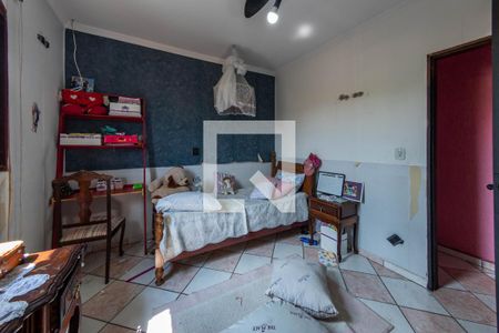 Casa à venda com 355m², 6 quartos e 6 vagasQuarto 2