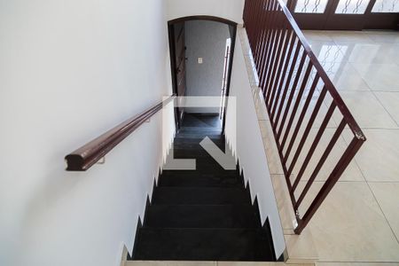 Sala 1 - Escada de casa para alugar com 3 quartos, 120m² em Vila Campestre, São Paulo