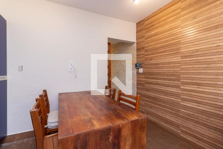 Casa à venda com 110m², 2 quartos e 1 vagaSala de Jantar