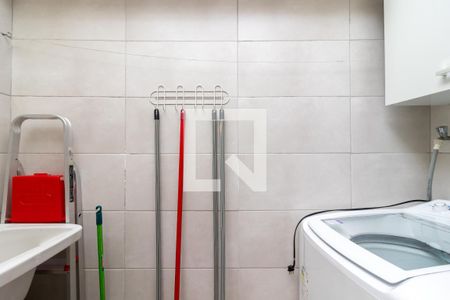 Casa à venda com 110m², 2 quartos e 1 vagaÁrea de Serviço