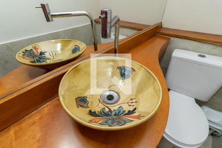 Casa à venda com 110m², 2 quartos e 1 vagaLavabo