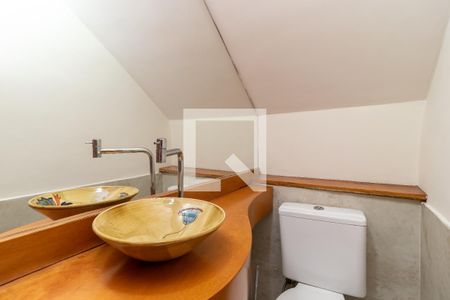 Casa à venda com 110m², 2 quartos e 1 vagaLavabo