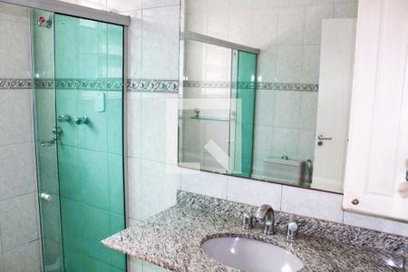 Casa à venda com 240m², 4 quartos e 4 vagasBanheiro