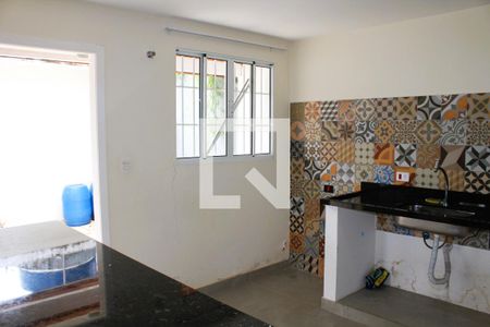 Casa à venda com 240m², 4 quartos e 4 vagasCozinha da Edícula
