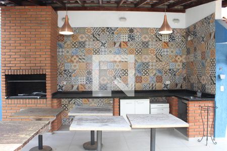 Casa à venda com 240m², 4 quartos e 4 vagasChurrasqueira