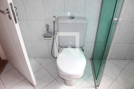 Casa à venda com 240m², 4 quartos e 4 vagasBanheiro