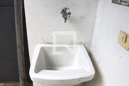 Casa à venda com 240m², 4 quartos e 4 vagasÁrea de Serviço da Edícula