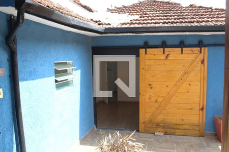 Casa à venda com 240m², 4 quartos e 4 vagasQuarto com porta Celeiro