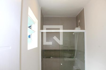 Casa à venda com 240m², 4 quartos e 4 vagasBanheiro da Suíte