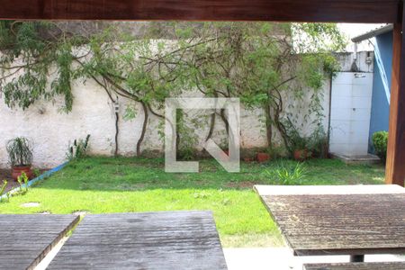 Casa à venda com 240m², 4 quartos e 4 vagasQuintal