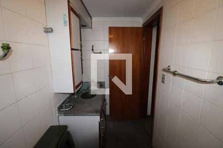 Apartamento à venda com 160m², 4 quartos e 3 vagasBanheiro 1