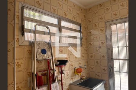 Casa à venda com 184m², 4 quartos e 3 vagasLavanderia 