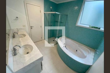 Casa de condomínio à venda com 425m², 4 quartos e 4 vagas