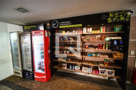 Apartamento à venda com 56m², 2 quartos e sem vaga Apartamento à venda com 56m², 2 quartos e sem vagaMercadinho