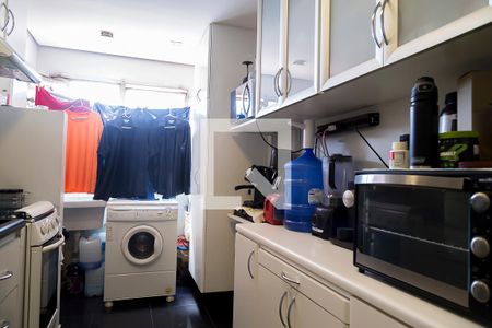 Apartamento à venda com 70m², 2 quartos e 1 vaga Apartamento à venda com 70m², 2 quartos e 1 vagaCozinha e Área de Serviço