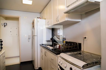 Apartamento à venda com 70m², 2 quartos e 1 vaga Apartamento à venda com 70m², 2 quartos e 1 vagaCozinha e Área de Serviço