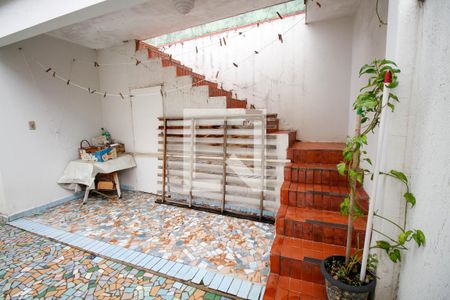 Casa à venda com 250m², 3 quartos e 4 vagas Casa à venda com 250m², 3 quartos e 4 vagasQuintal