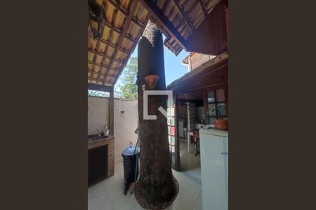 Casa de condomínio à venda com 130m², 4 quartos e 2 vagas Casa de condomínio à venda com 130m², 4 quartos e 2 vagas1º Pav - Área Gourmet