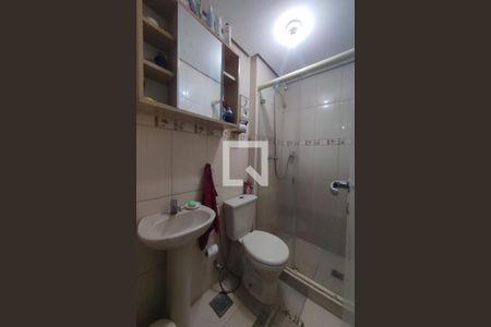 Casa de condomínio à venda com 130m², 4 quartos e 2 vagas Casa de condomínio à venda com 130m², 4 quartos e 2 vagas1º Pav - Banheiro Social