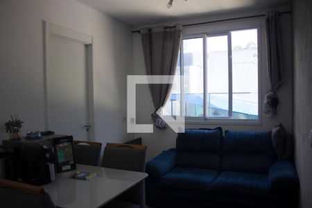 Sala de kitnet/studio para alugar com 2 quartos, 37m² em Paraisópolis, São Paulo