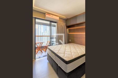 Sala/Quarto de kitnet/studio à venda com 1 quarto, 25m² em Brooklin Paulista, São Paulo