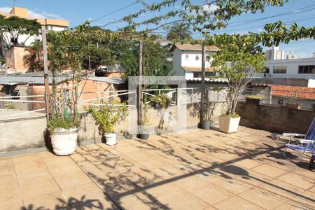 Casa à venda com 290m², 3 quartos e 2 vagasTerraço