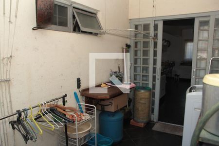 Casa à venda com 290m², 3 quartos e 2 vagasÁrea de Serviço