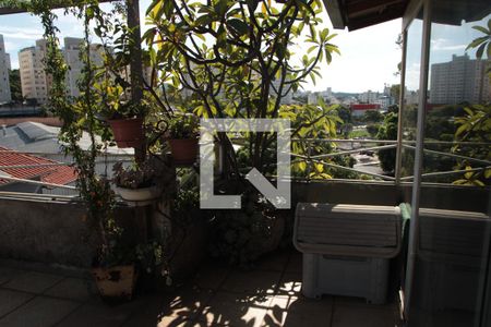 Casa à venda com 290m², 3 quartos e 2 vagasTerraço