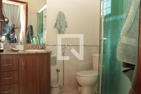 Casa à venda com 290m², 3 quartos e 2 vagasSuíte