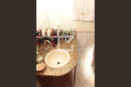 Casa à venda com 290m², 3 quartos e 2 vagasSuíte 2