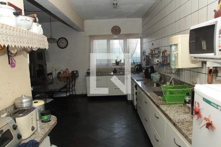 Casa à venda com 290m², 3 quartos e 2 vagasCozinha