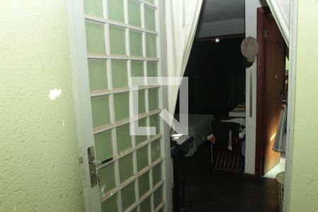 Casa à venda com 290m², 3 quartos e 2 vagasSuíte